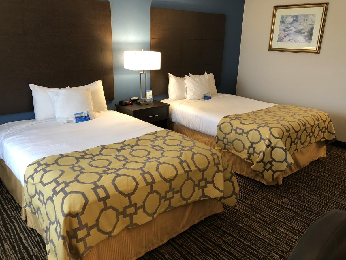 Baymont By Wyndham Washington Hotel Buitenkant foto