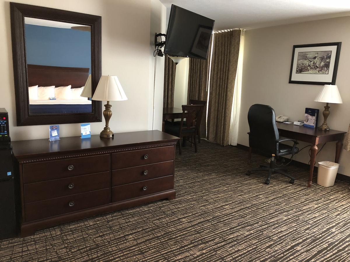 Baymont By Wyndham Washington Hotel Buitenkant foto
